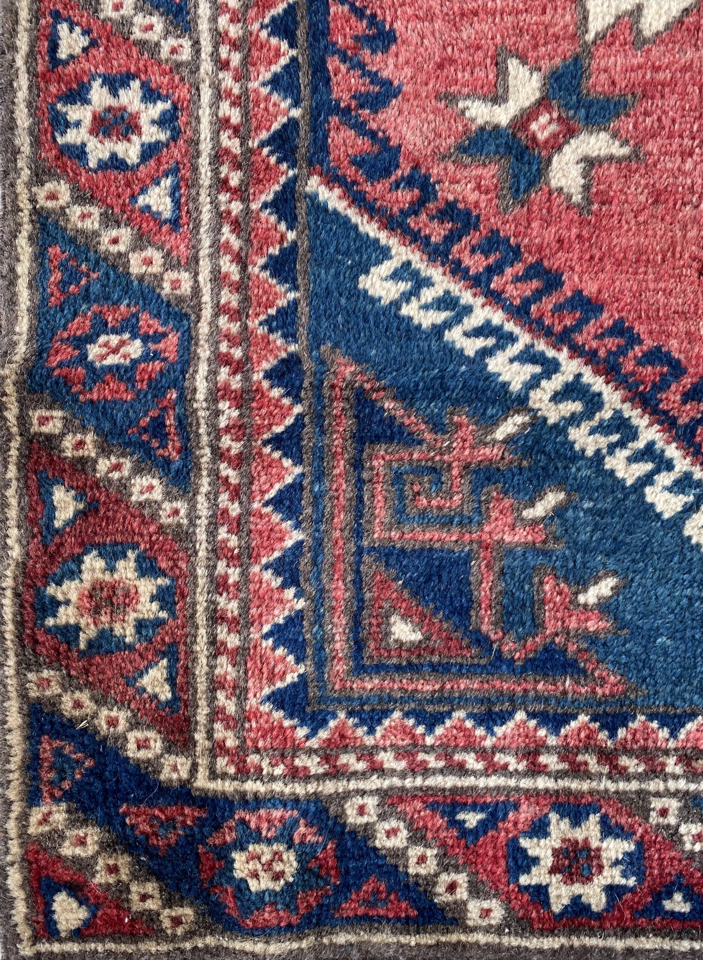 Dosemealti Rug, 2x4 Vintage Rug