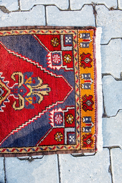 Vintage Turkish Yahyali Rug