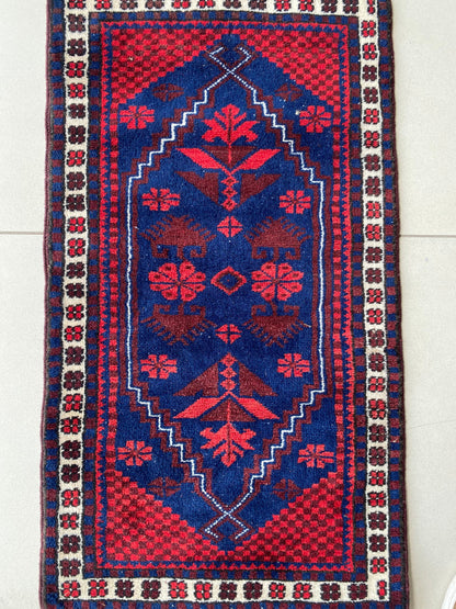 Yagcibedir Rug, 2x3 Vintage Rug