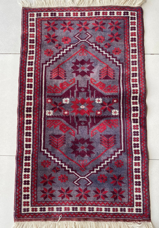 Yagcibedir Rug, 2x4 Vintage Rug