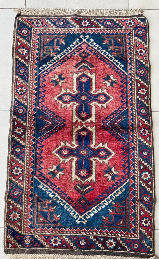 Dosemealti Rug, 2x4 Vintage Rug