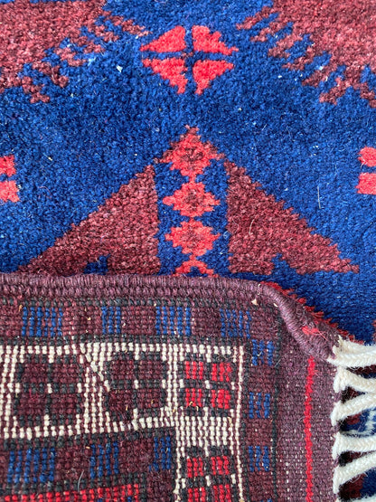 Yagcibedir Rug, 2x3 Vintage Rug