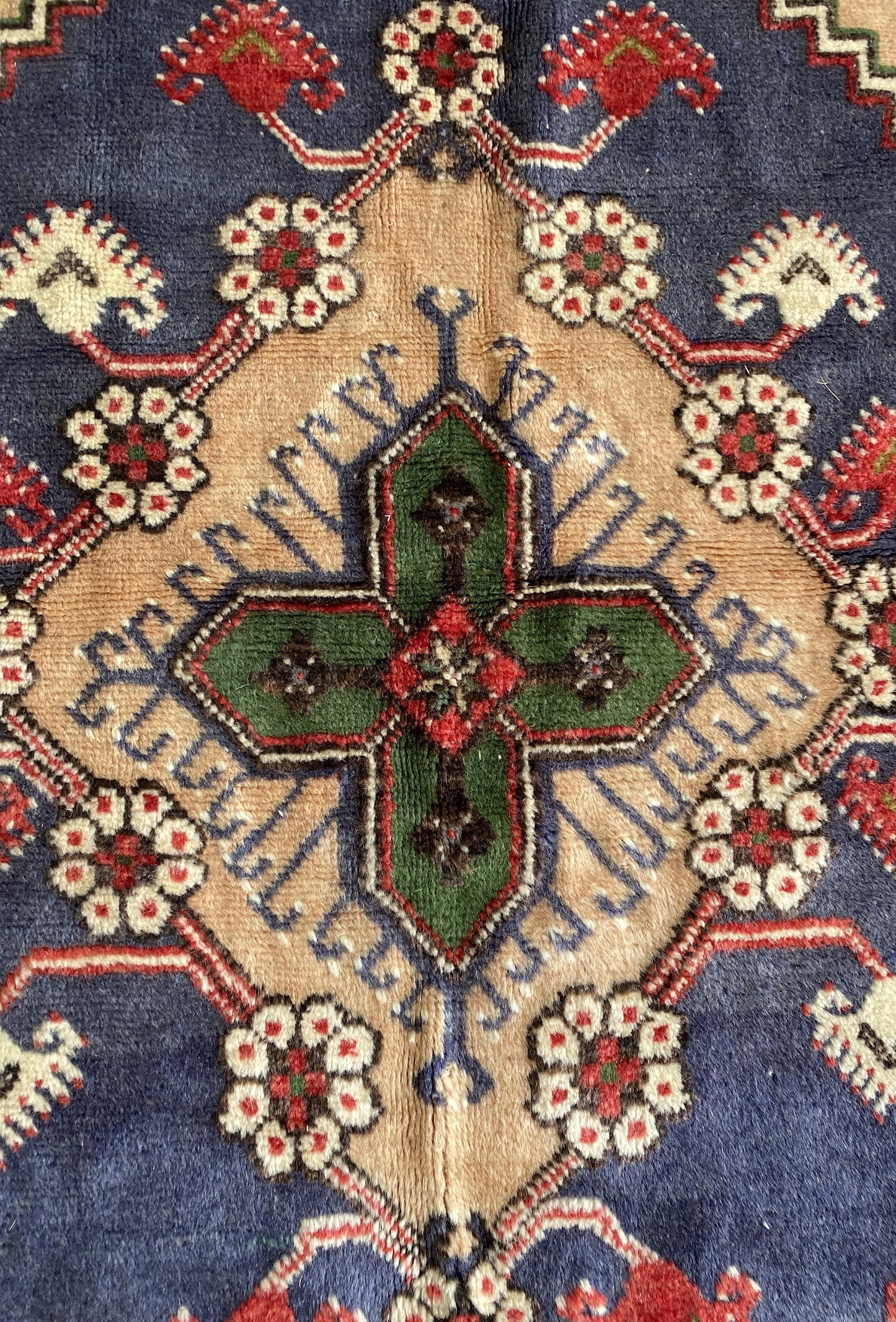 Vintage Anatolian Dazkiri Rug