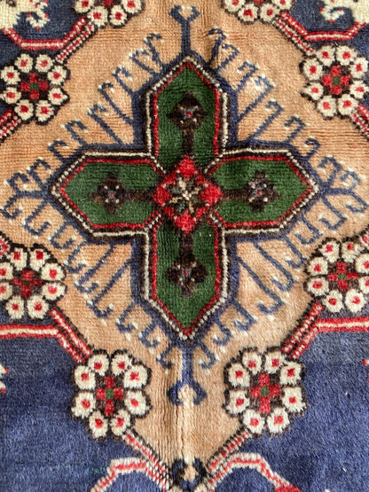 Vintage Anatolian Dazkiri Rug