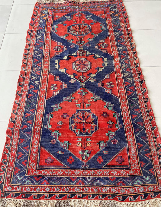 Caucasus Sumak Rug