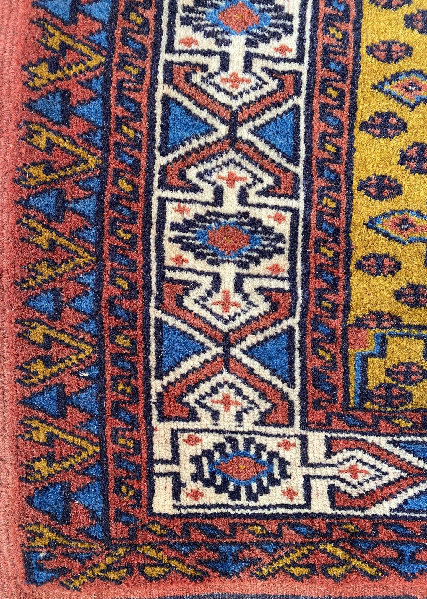 Vintage Kurdish Carpet, Kazak Design Rug, Adler Rug, Sunburst, Chelabert Rug, 4x6 Rug