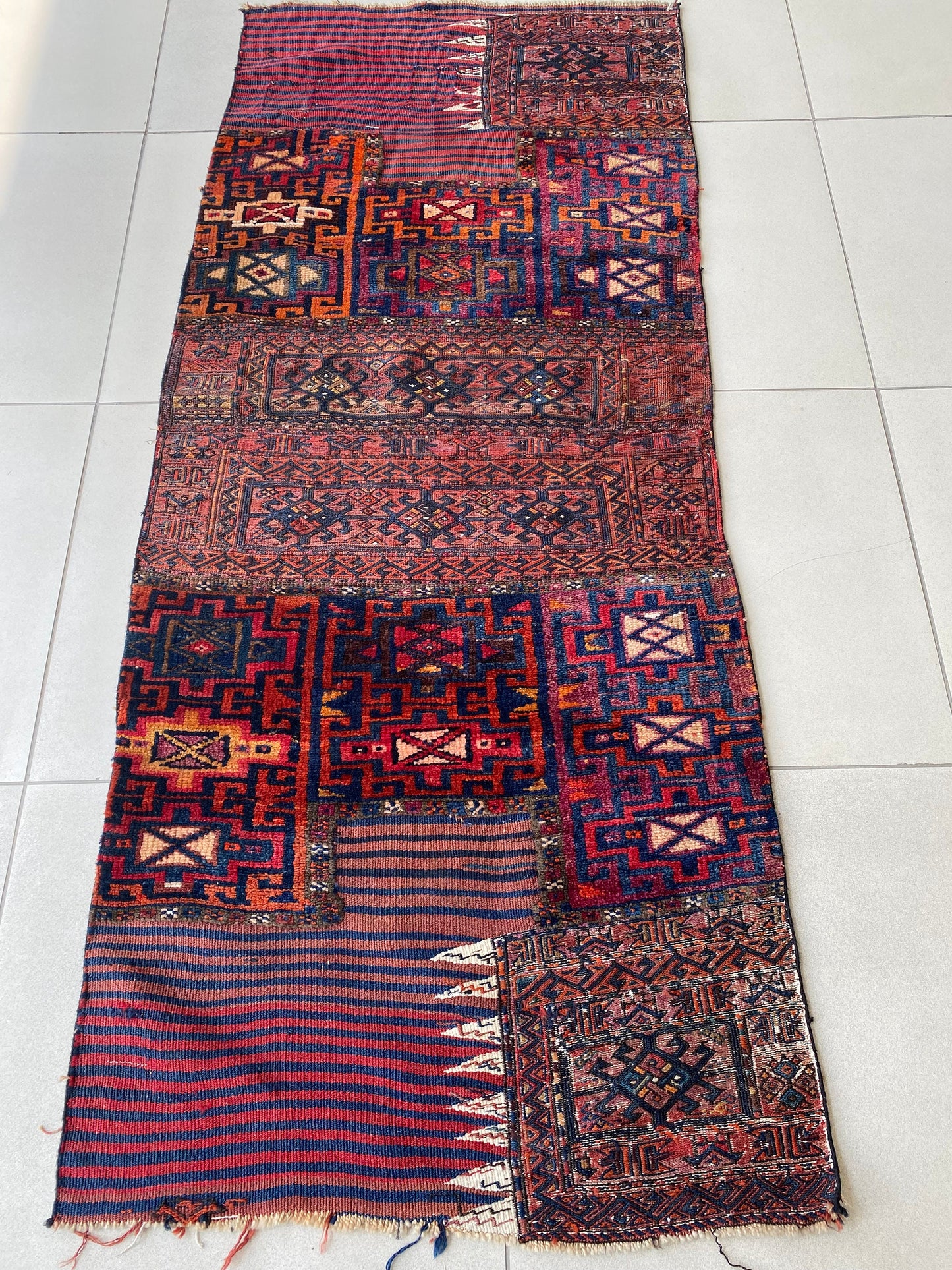 Bakhtiari Tribal Flat Saddle Rug