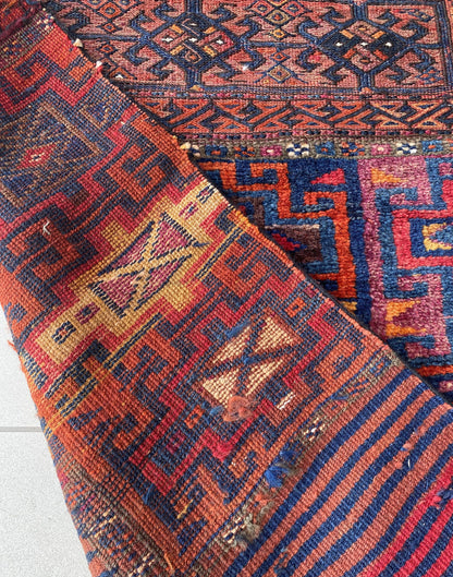 Bakhtiari Tribal Flat Saddle Rug