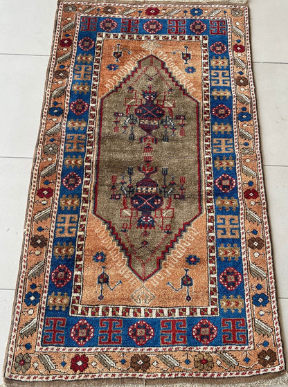 Turkish Rug, Turkish Carpet, Vintage Rug, Wool Rug, Area Rug, Handmade Rug, Handwoven Rug, 4x6 Rug, Anatolian Rug, Traditional Rug